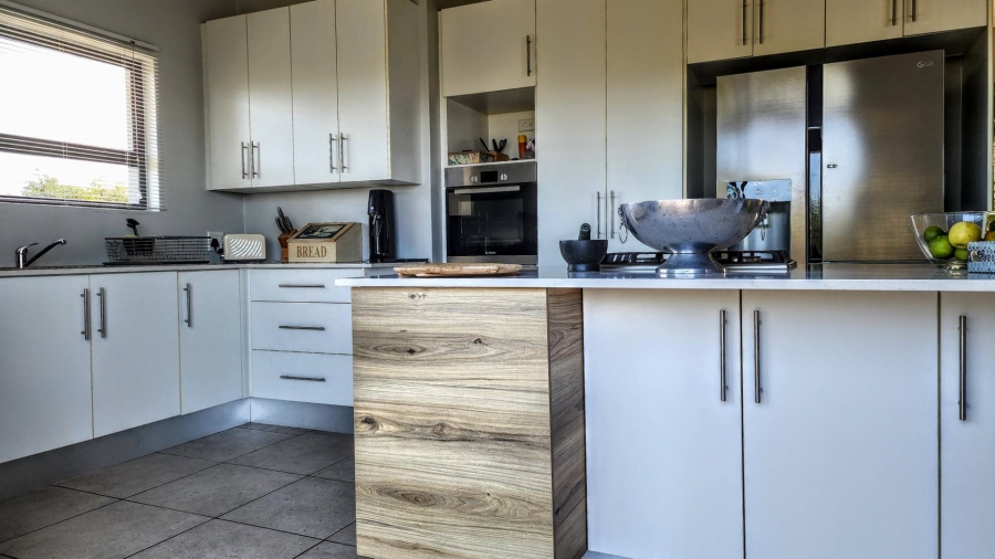 4 Bedroom Property for Sale in Kanonkop Western Cape